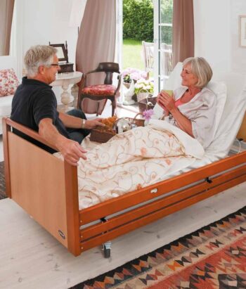 letto per anziani e infermi