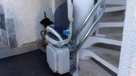 servoscala per scale a chiocciola